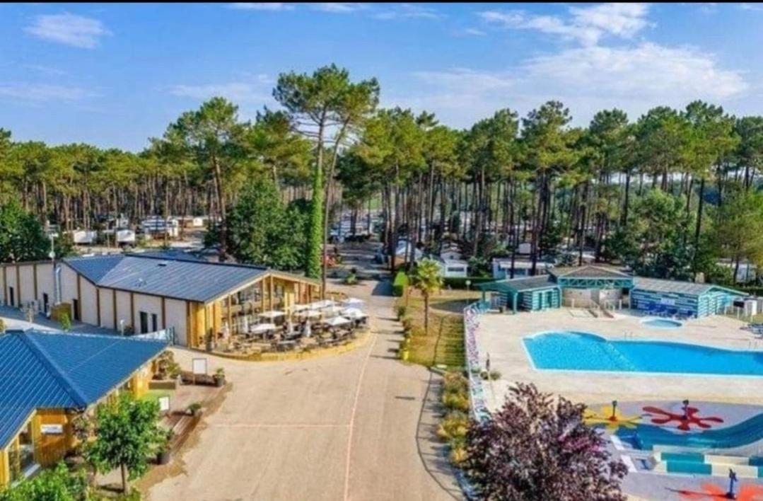 Camping Des Dunes De Contis Mobilhome 3Ch, サン・ジュリアン・アン・ボルヌ エクステリア 写真